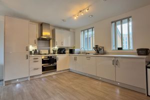 Kitchen- click for photo gallery